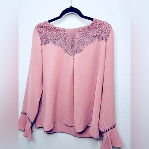 Shirt pink color